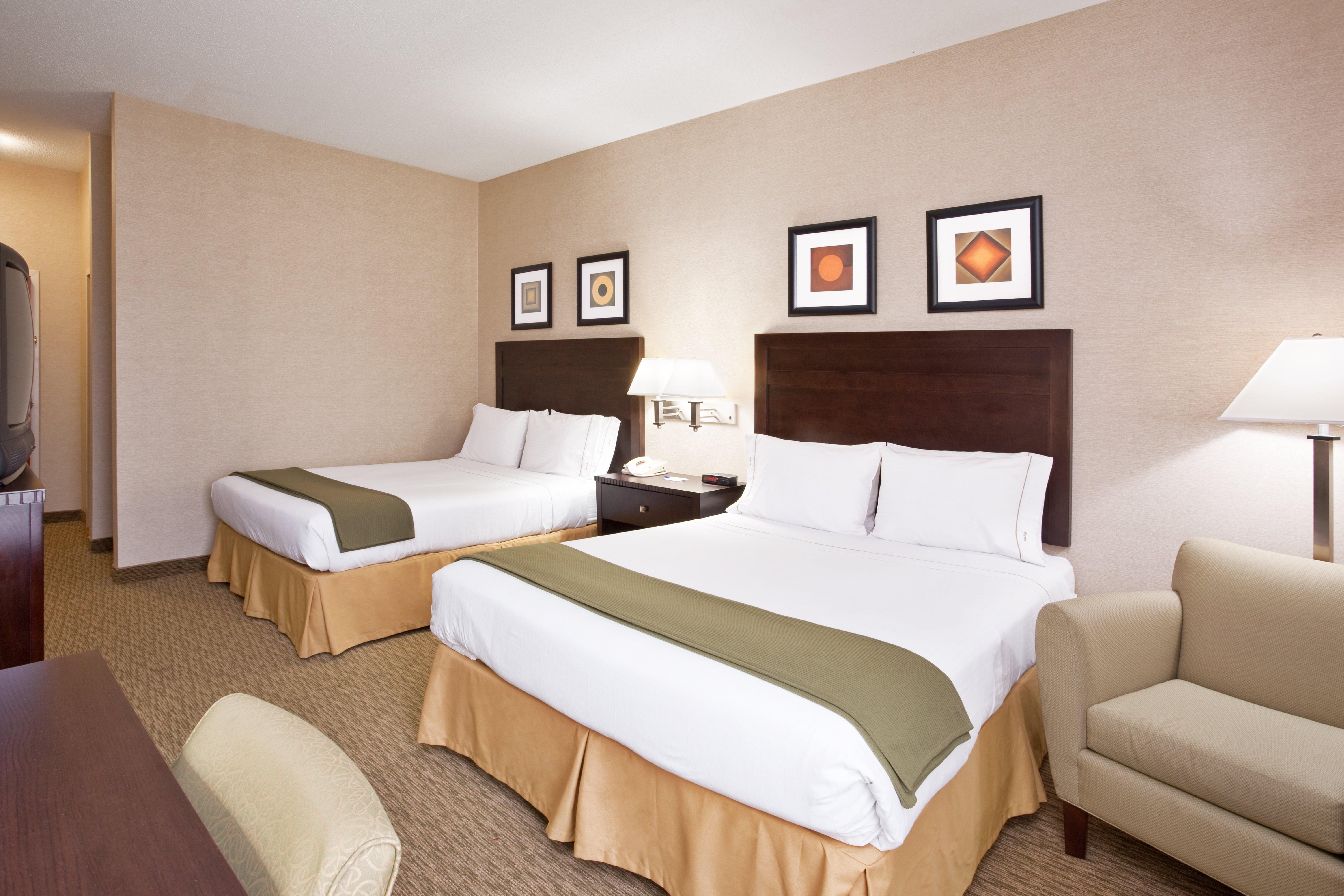 Express & Cleveland-streetsboro By Ihg 2*