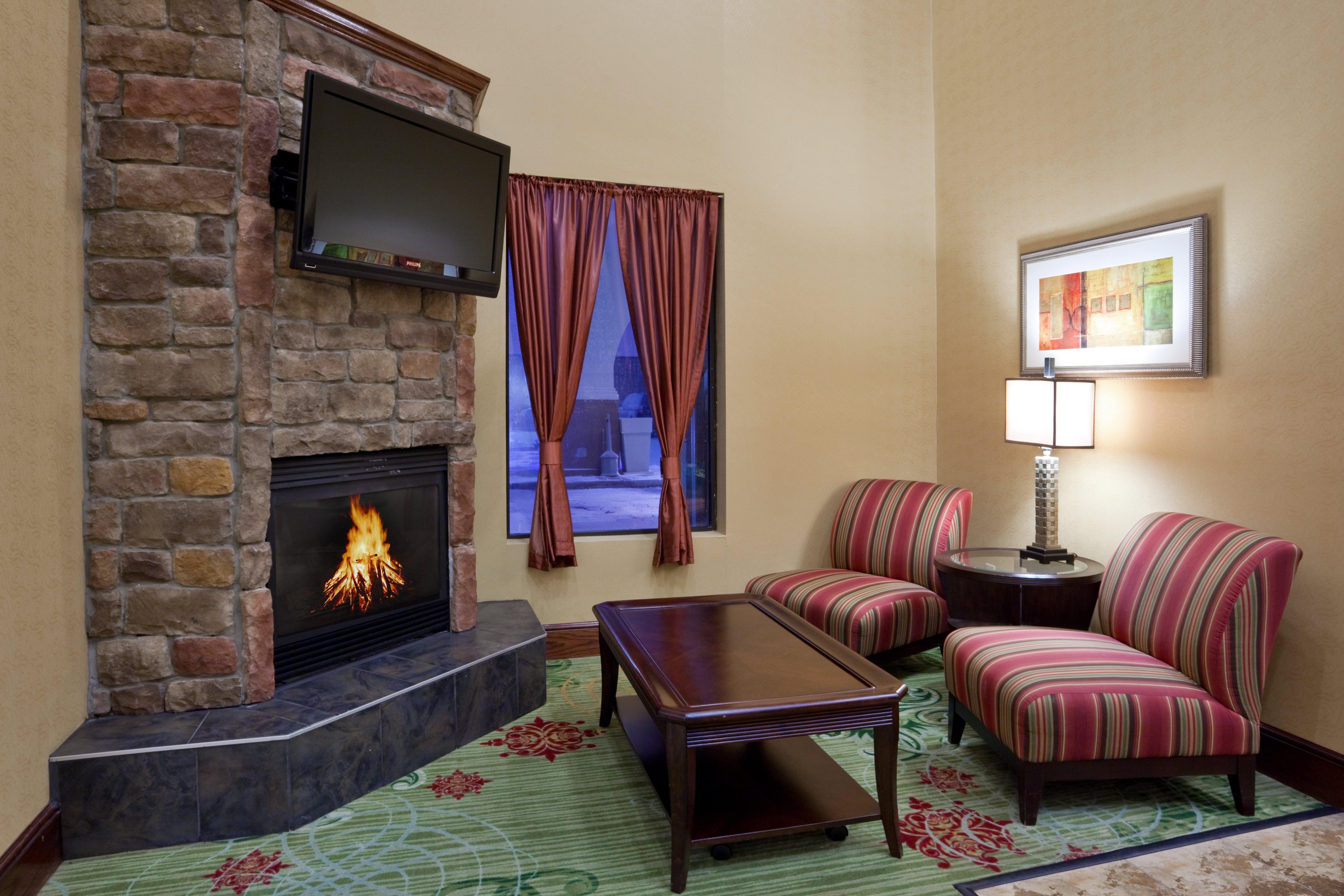 Express & Cleveland-streetsboro By Ihg Hotel